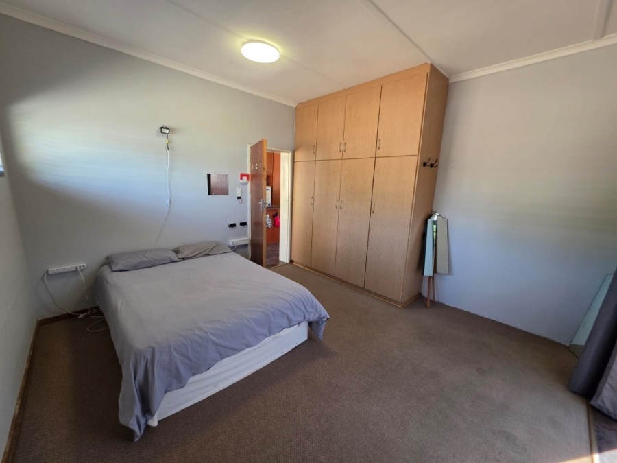 6 Bedroom Property for Sale in Bethlehem Free State